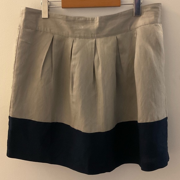 Taupe and Navy Blue Pleated Skirt. Pure by Alfred Sung. Waist 34”. - Picture 1 of 11